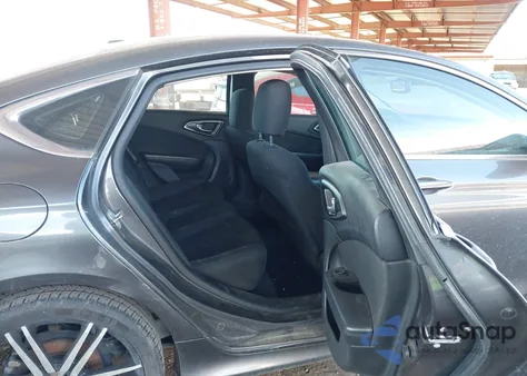 2016 Chrysler 200 Limited из США, поврежденный, VIN 1C3CCCAB1GN176580